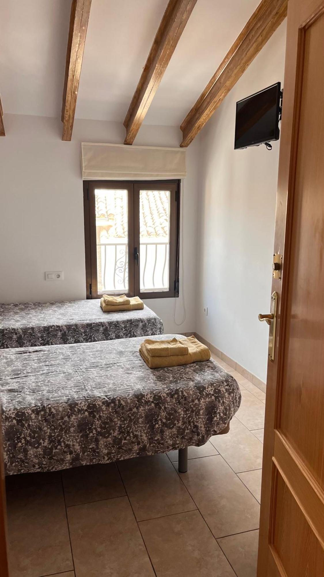 Ca Lidia - Apartamentos Turisticos El Balconet 贝尼曼特利 外观 照片